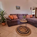Sunny With Pool Apartman Sisan
